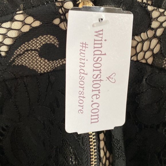 BNWT XS Black Windsor Dress - Picture 4 of 5